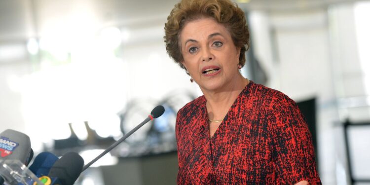 Brasília (DF) - Dilma Rousseff é eleita por unanimidade presidente do Banco do BRICS. Foto: Wilson Dias/Agência Brasil